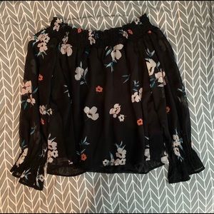 🖤 3/$30 Dynamite Off The Shoulder Top 🖤